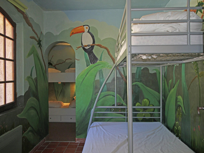 Bedroom 3, Villa in Salernes with Private Pool Garden, Var
