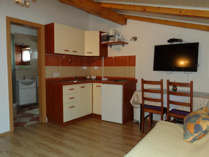 Others 5, Apartments Sanja, Baška