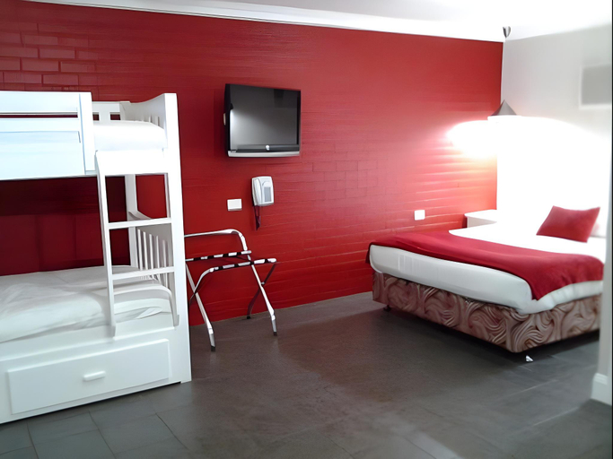 Bedroom 3, Country Leisure Motor Inn, Dubbo - Pt A