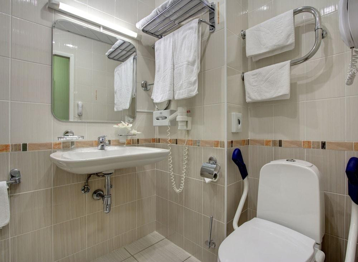 Bathroom 3, Alpha Hotel Izmailovo, Eastern