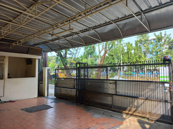 Others 3, EXPRESS O 91381 Penginapan Pasar Baru Selatan, Central Jakarta