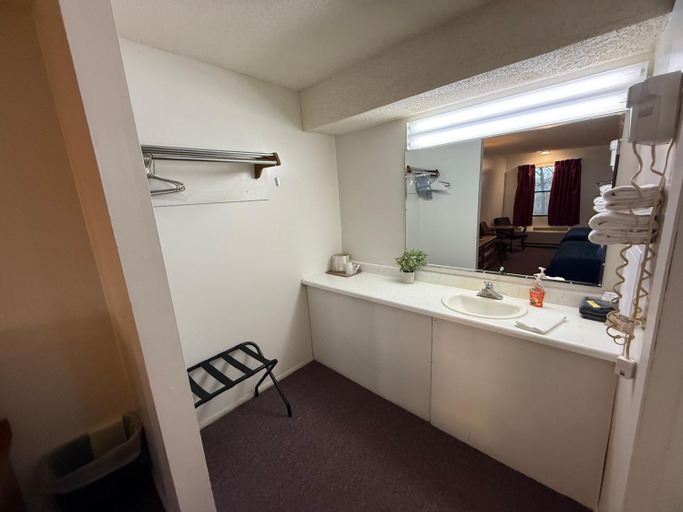 Others 4, Scottish Inns Motel - Osage Beach, Camden