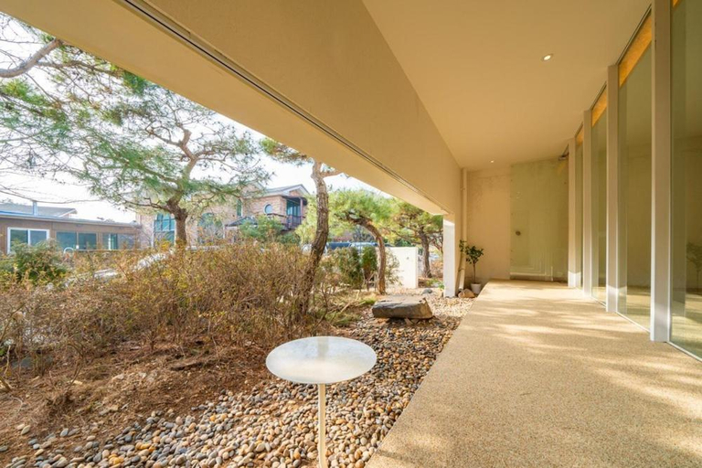 Others 5, Space Pool Villa, Hwaseong