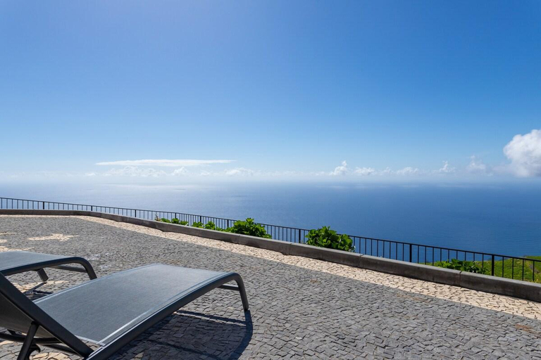 Others 2, Villa Leonor Cliffside Retreat., Calheta