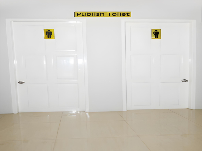 Bathroom 5, Hotel YNO, Yangon