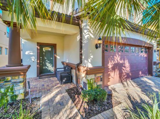 4, 6 Br, 4 BA Home Sleeps 14! WW103, Osceola
