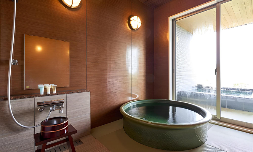 Bathroom 3, Kisarabettei  Toki, Toba