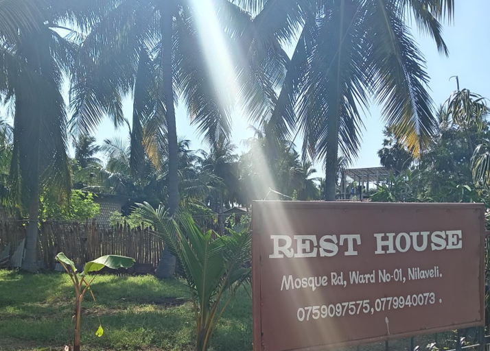 Others 5, Rest house Nilaveli, Kuchchaveli