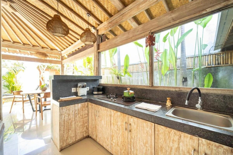 Others 5, Villa Ramara, Badung