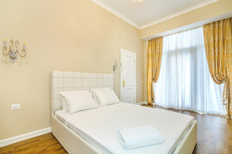 Bedroom 2, Luxury Apartment on Marioot Palace, Baku