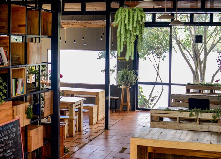 Others 2, The Lake House Dalat, Đà Lạt