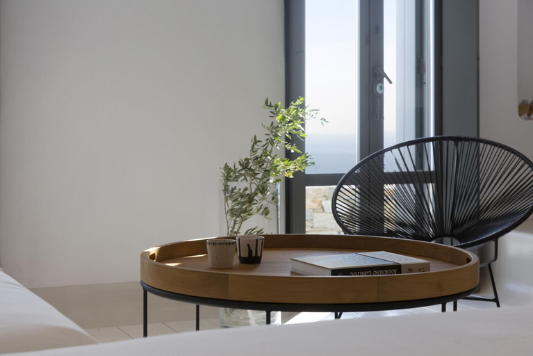 5, House Y in Kardiani Tinos, South Aegean