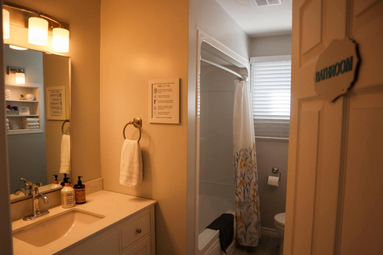 Bathroom 2, Lynn's Place, Westmorland