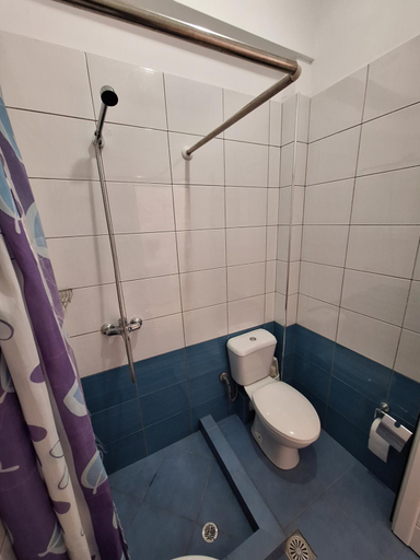 Bathroom 3, Apollon's Apartments, Vlorës