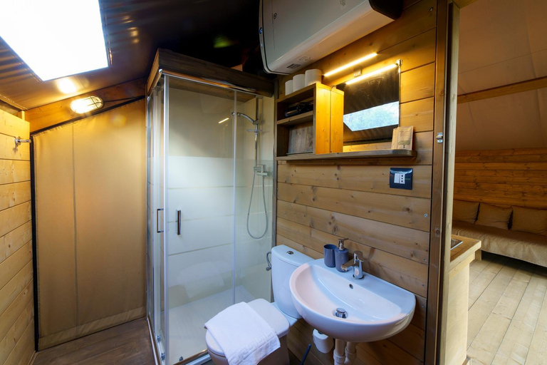 Bathroom 2, Resort Orizzonti Glamping, Fermo