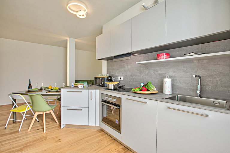 Kitchen 5, Tintoretto Apartments, Lucca