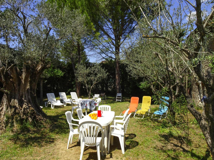 Food & Drinks, Villa in Provence near Mont Ventoux, Vaucluse