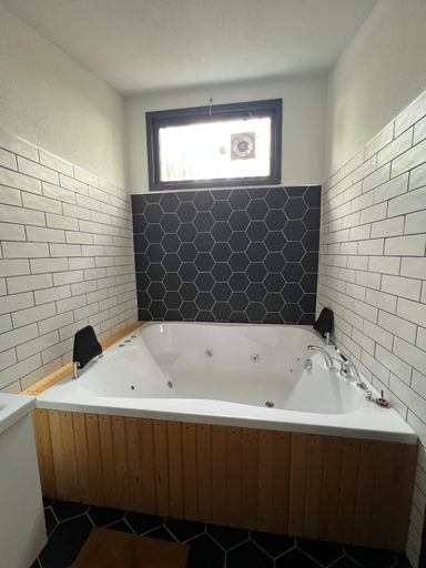 Bathroom 3, Pentalow Cabin, Kartepe