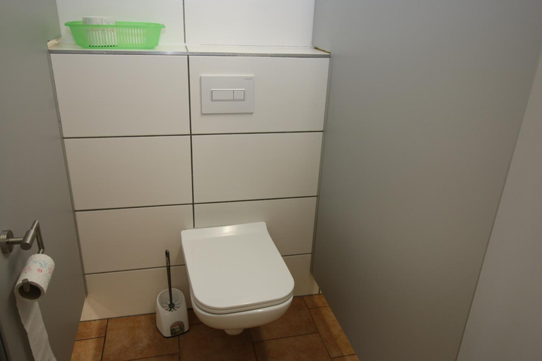 Bathroom 3, Bungalow WALD & SAND direkt am Strand, Vorpommern-Rügen