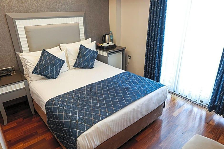 Bedroom 2, Nova Plaza Park, Beyoğlu