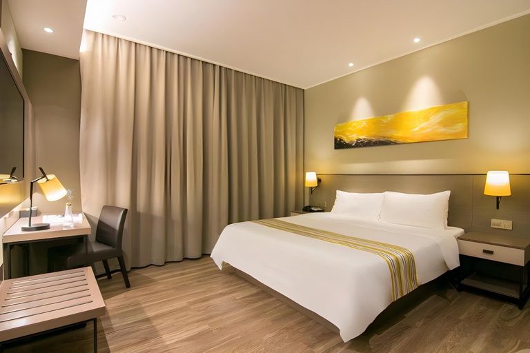 Bedroom 2, Home Inn Plus Kunshan Beimen Road Jiufang City, Suzhou