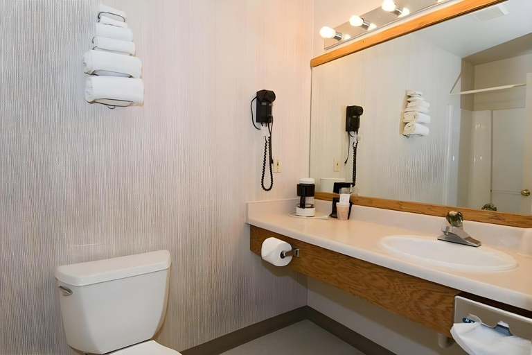 Bathroom 4, Sequim Bay Lodge, Clallam