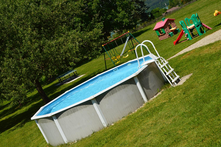 Others 3, Safronhof, Klagenfurt Land