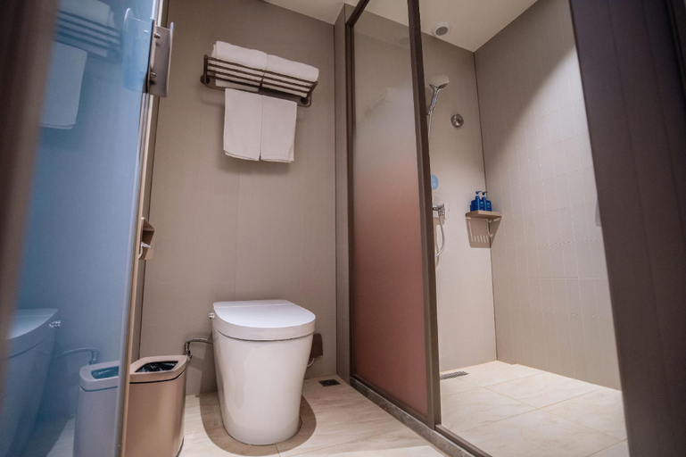 Bathroom 3, Hanting Hotel Hulu Island Jianchang New Passenger Depot, Huludao