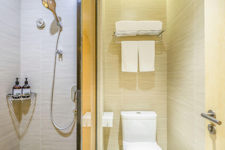 Bathroom 4, Ji Hotel (Tangshan Wanda Plaza), Tangshan