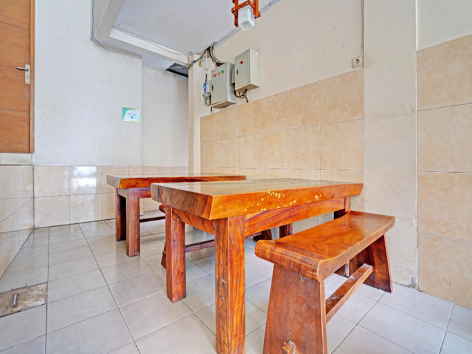 Public Area, OYO 1699 Verona Residence, Bandung