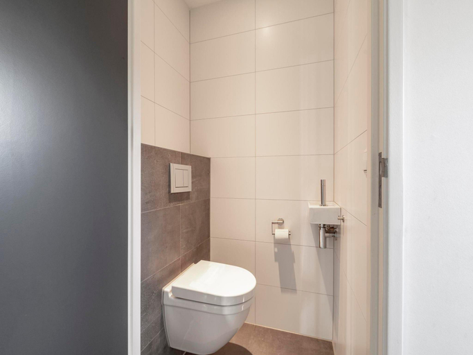 Bathroom 5, Modern Coastal Escape, Zijpe