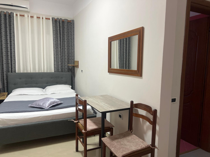 Bedroom 2, Roel 1 -apartments, Vlorës