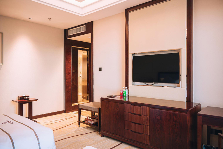 Bedroom 2, Yonglian Resort Hotel, Suzhou