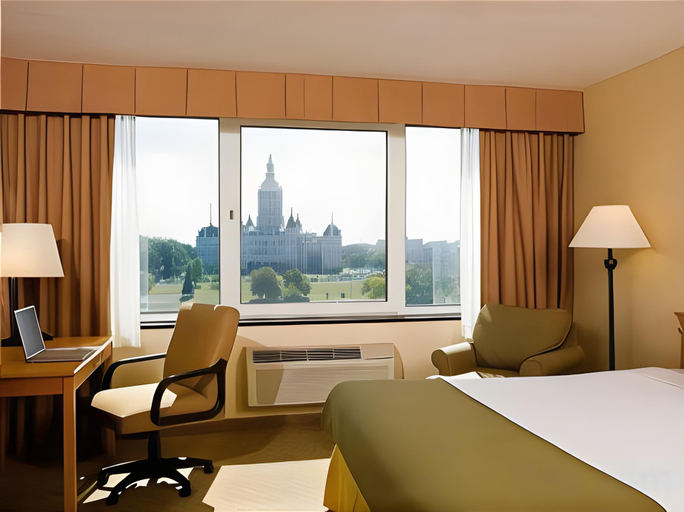 Bedroom 3, The Capitol Hotel, Hartford