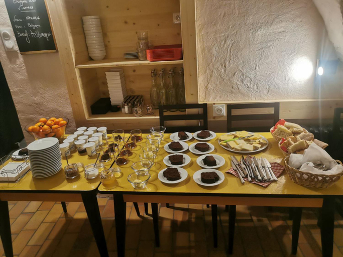 Food & Drinks 5, La Mansio de Bons, Isère