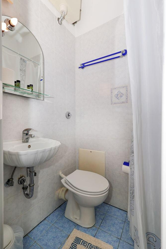 Bathroom 3, Hotel Hippocampus, Attica