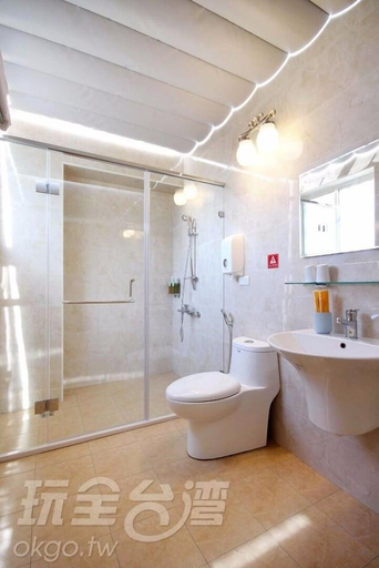 Bathroom 3, Wo Villa, Nantou