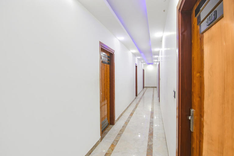 Public Area 2, FabHotel The Grand Heritage, Gurgaon