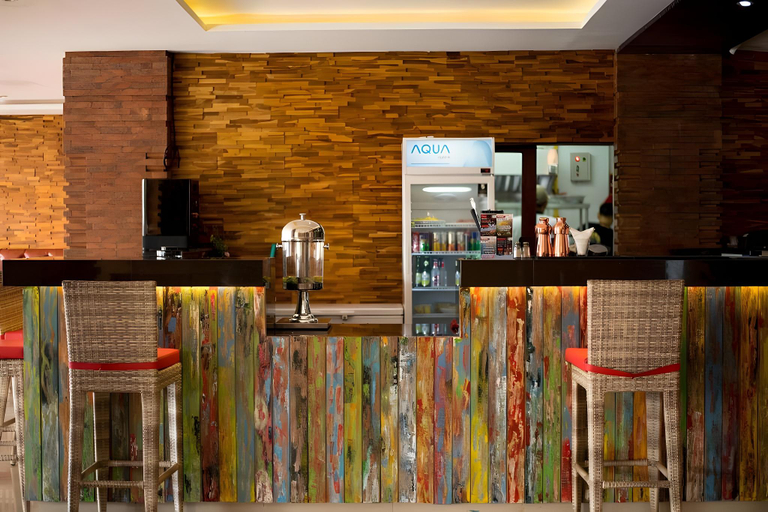 Food & Drinks 4, Recommended 1 BR Standard Room IR43A, Badung