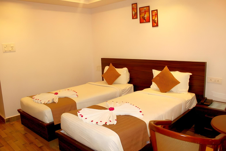 Bedroom 5, Hotel Peacock Pride, Karimnagar