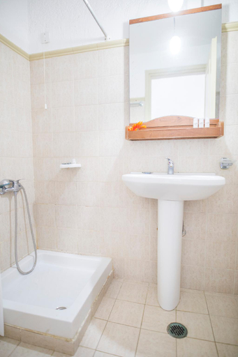 Bathroom 4, Creta Residence, Crete