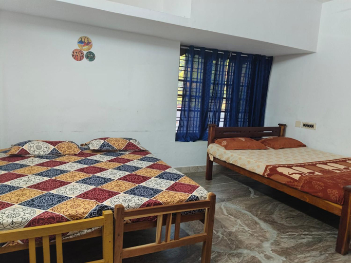 Bedroom 2, Parthasarathy guest house, Thiruvananthapuram
