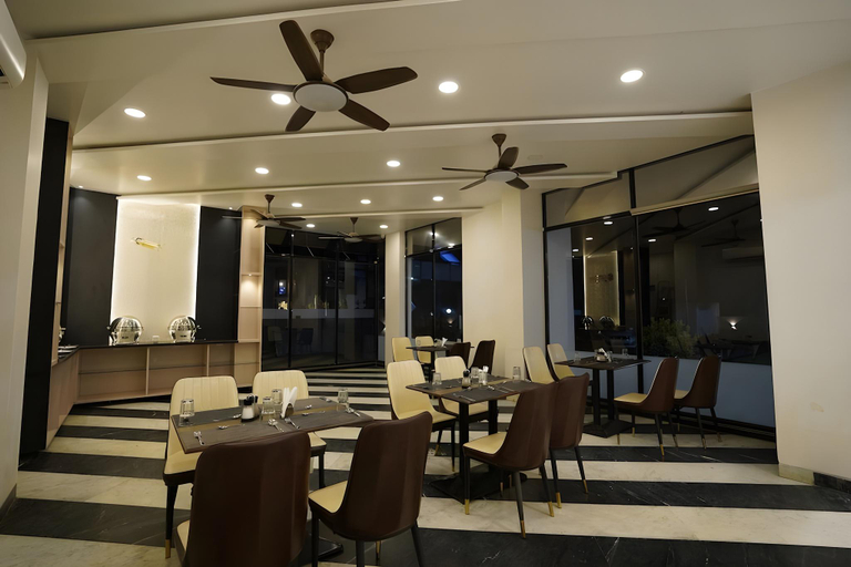 Food & Drinks 4, CIESTA TREEO, Pune