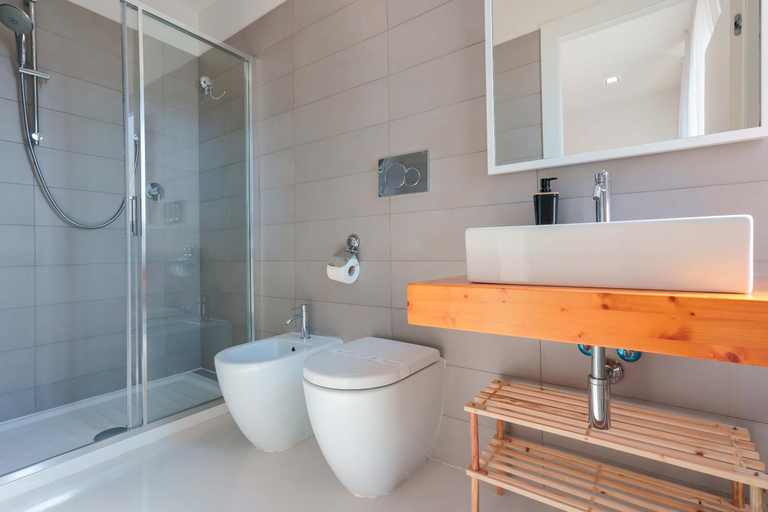 Bathroom 2, Lumiere Rooms - Eja Sardinia, Cagliari