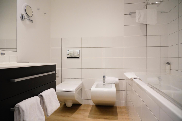 Bathroom 5, Design Hotel Tyrol, Bolzano