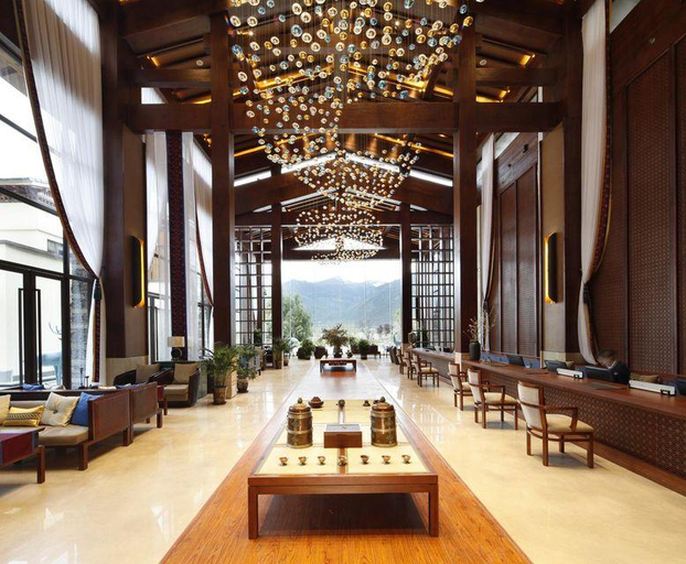 Food & Drinks, Grand House Linzhi Tingyue, Nyingtri