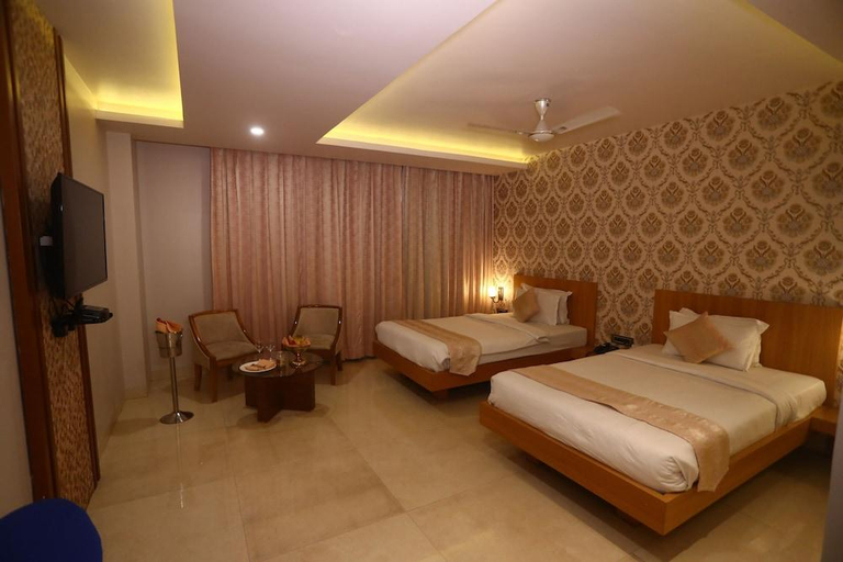 Bedroom, Hotel Kanha's Palm Springs, Bhopal, Bhopal