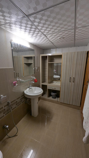 Bathroom 3, The Jade Palace, Hunza, Northern Areas