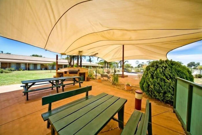 Others 2, Paradise Lakes Motel Shepparton, Shepparton
