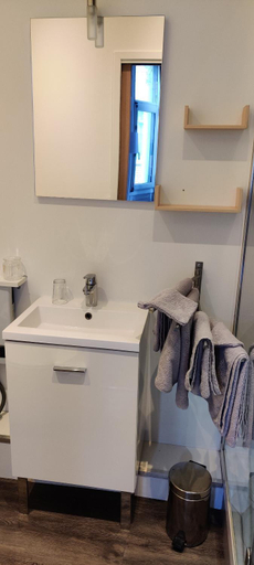 Bathroom 4, La Villa 30, Nord